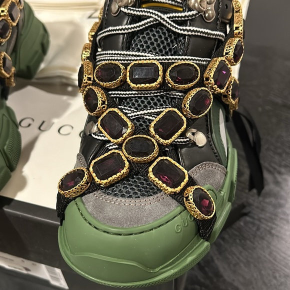 New authentic Gucci shoes - Picture 2 of 10